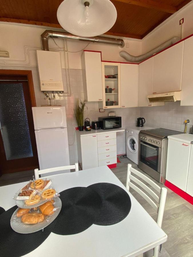 Appartamento La Spezia 5 Min Dalla Stazione Centrale Ngoại thất bức ảnh